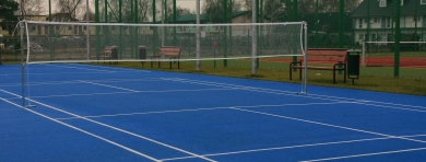 Badmintonové sloupky a stojany