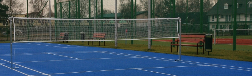 Badmintonové sloupky a stojany